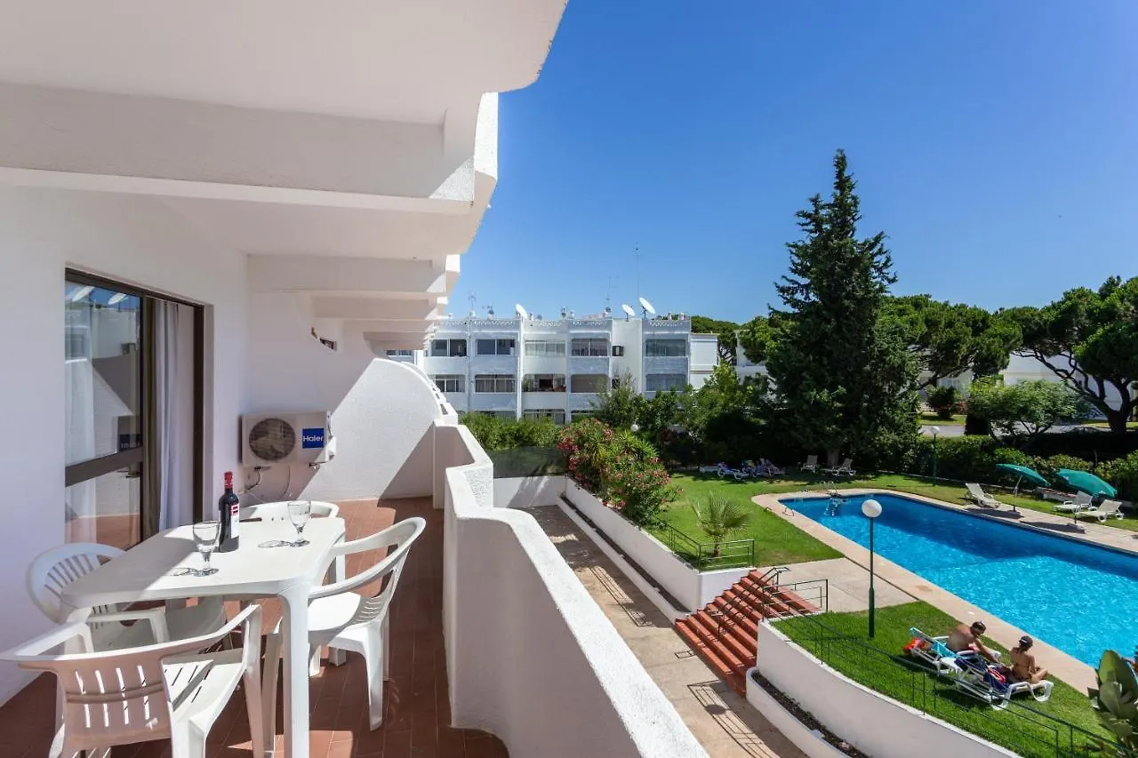 Host Wise - Bright Cozy Flats W Terrace & Pool Appartement Quarteira