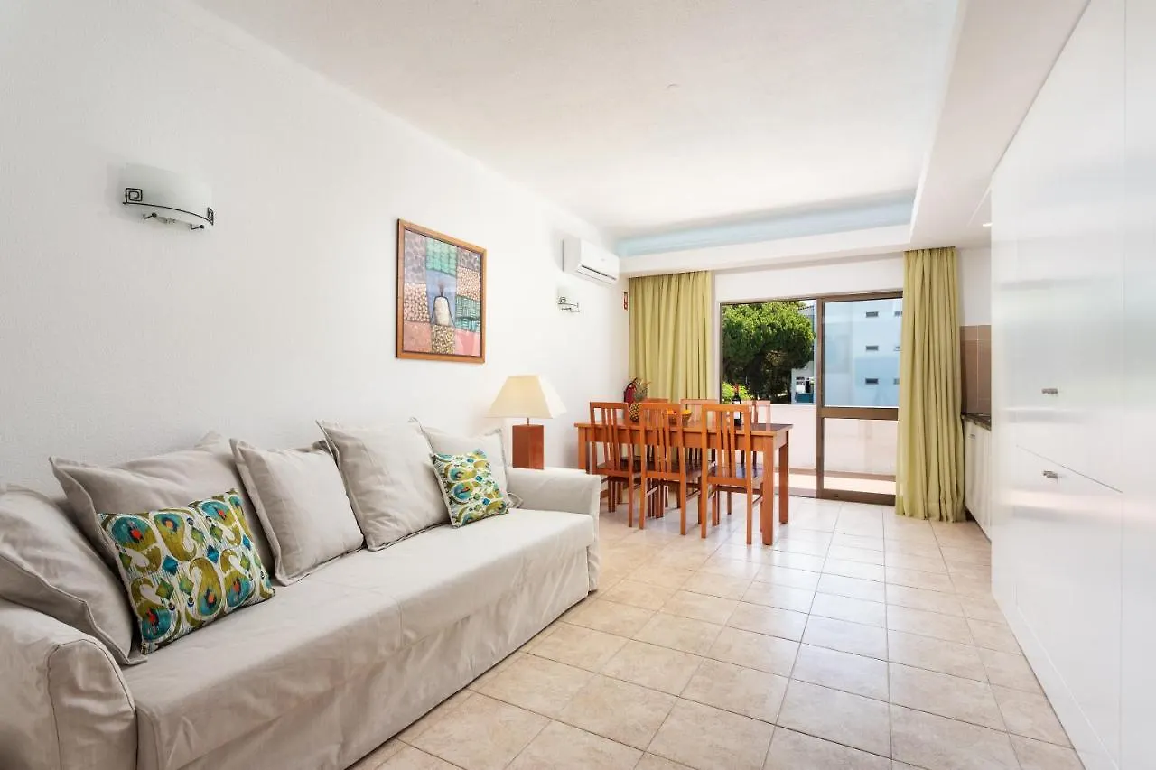 Host Wise - Bright Cozy Flats W Terrace & Pool Apartment Quarteira